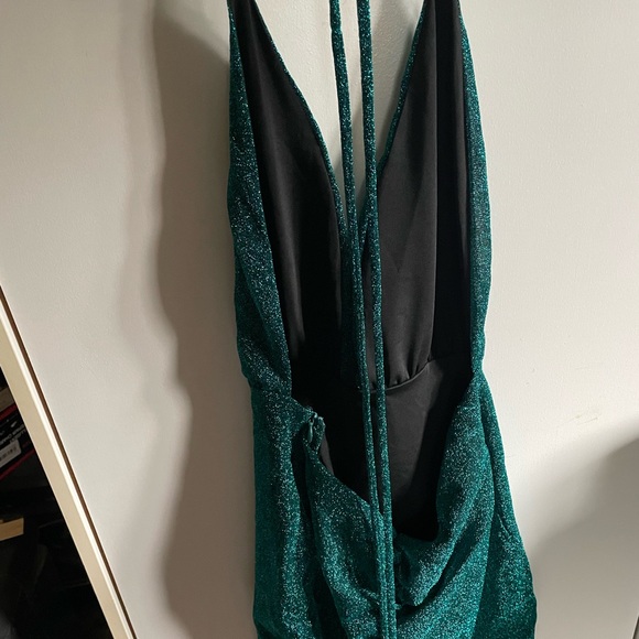 BabyBoo green sparkly backless dress - Picture 4 of 4